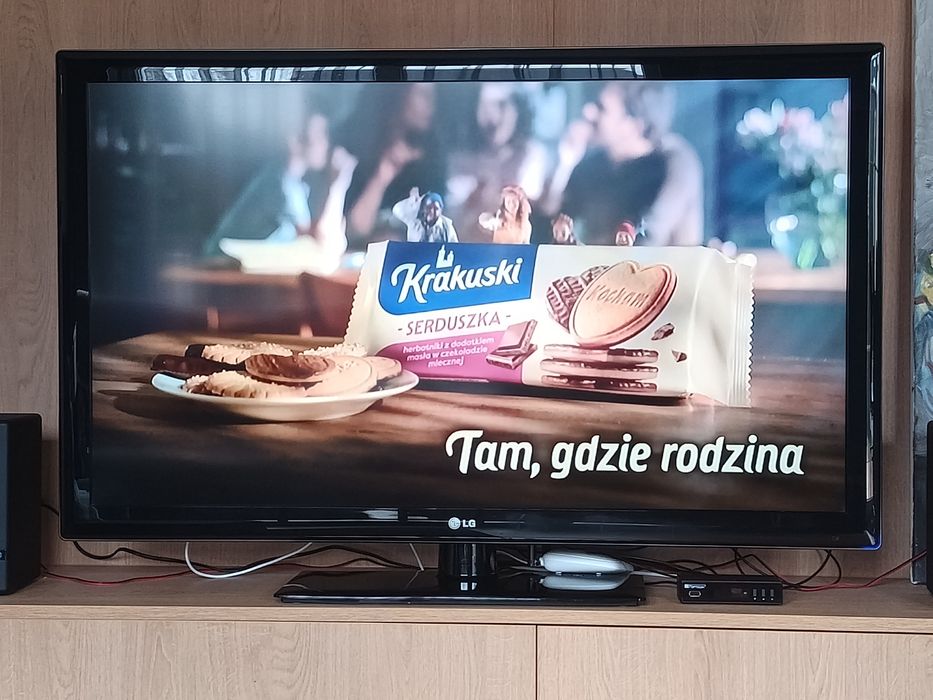 Telewizor LCD  LG 47 cali 47LK530-ZC Chromecast i DVBT2