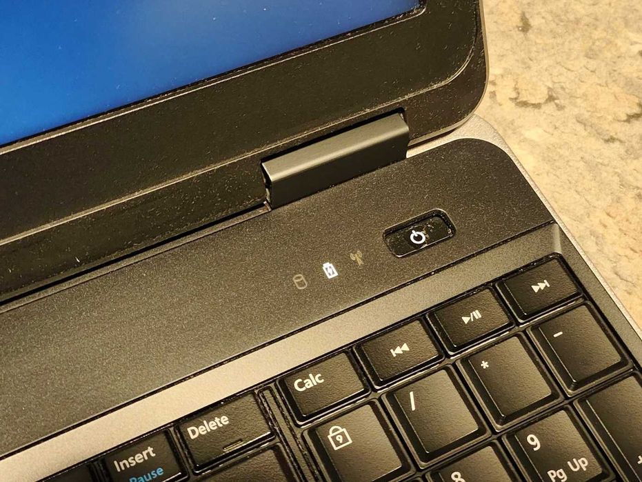 DELL Latitude E6540 - Core i7 4810MQ, ATi  Radeon HD 8790M, 16 GB RAM, 1 TB SSD + zasilacz