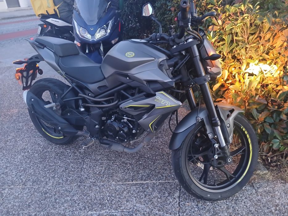Moto Benelli BN 125 — 2023