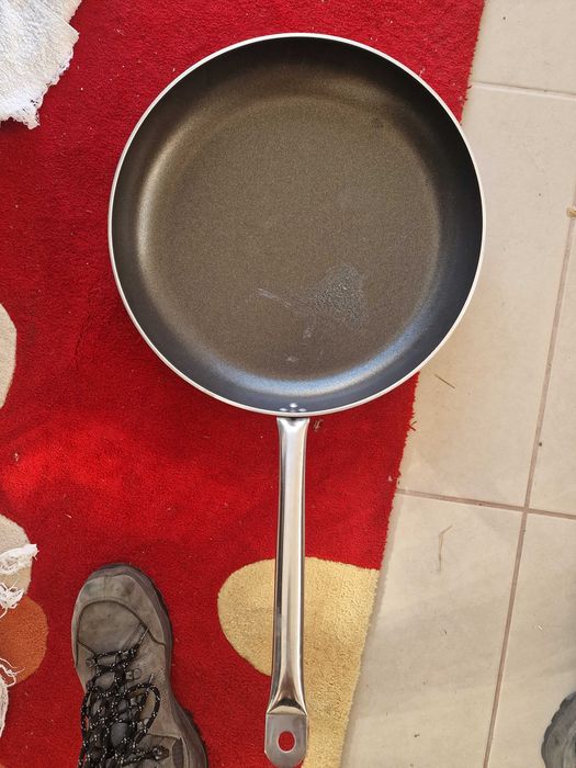 Frigideira profissional Rilo Chef 40 cm, nova, antiaderente, cabo inox