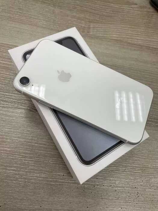 Смартфон Apple iPhone XR 128gb White