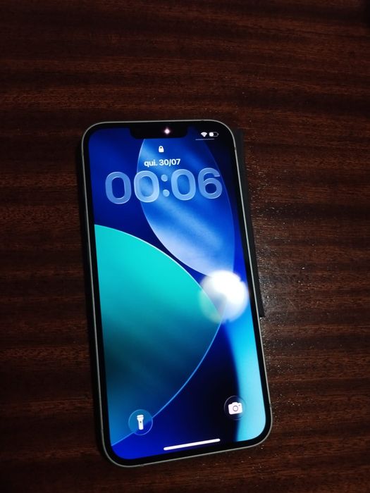 iPhone 16e novo!