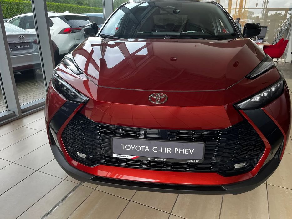 Toyota C-HR Plug-In rok 2026 Wersja Limitowana