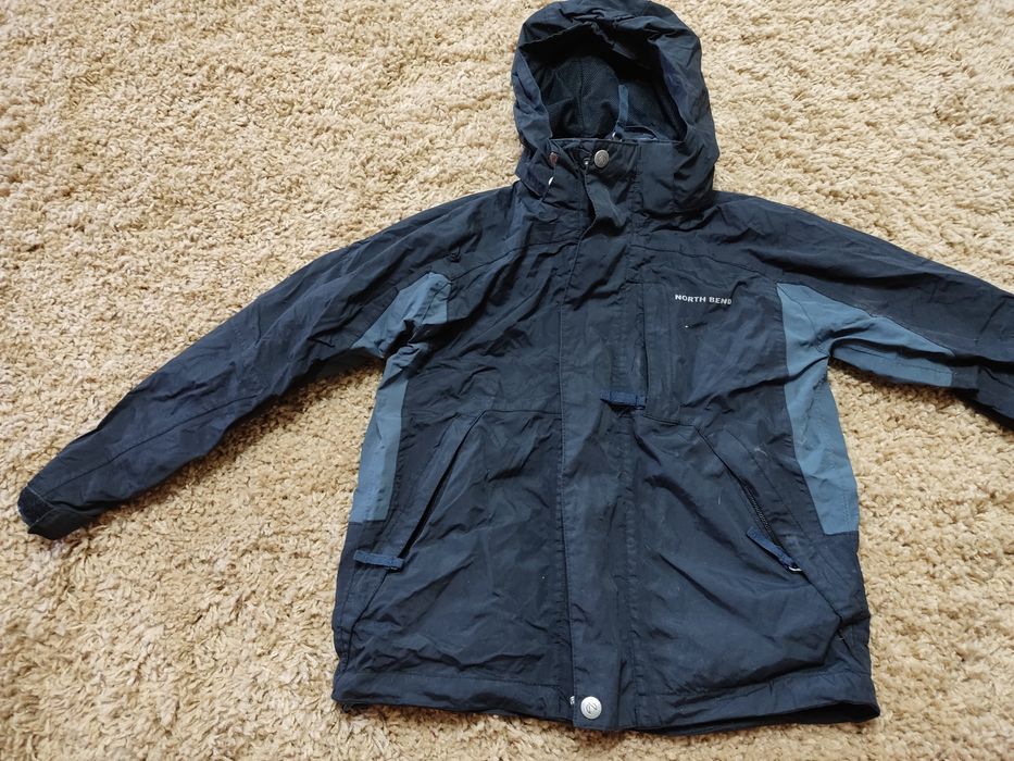 Kurtka chłopięca trekkingowa 122/128