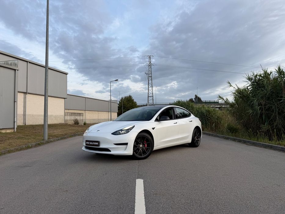 Tesla Model 3 Standard Range Plus RWD