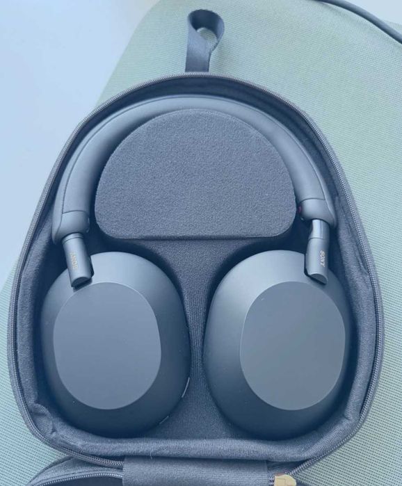 Headphones Sony wh 1000 xm5