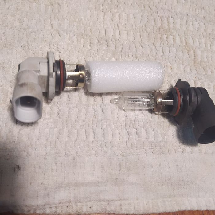 H4 : биксенон комплект , галогенные  2 шт.