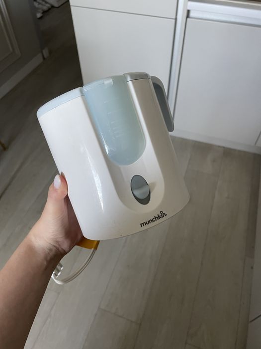 Підігрівач для пляшечок Munchkin High Speed Bottle Warmer/USA