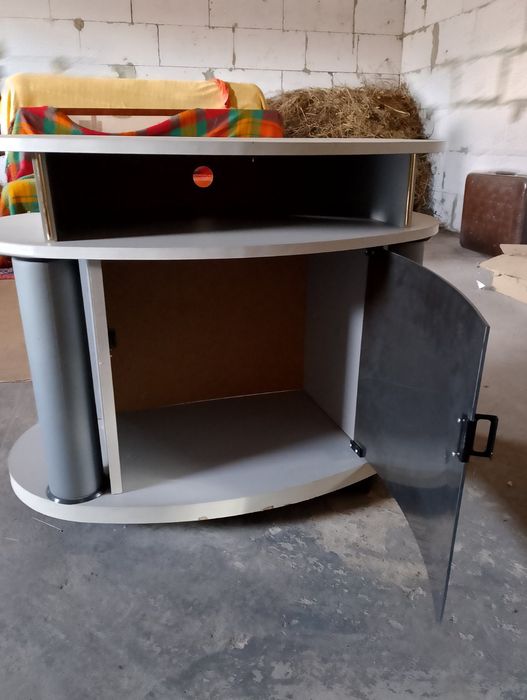 Подставка под телевизор