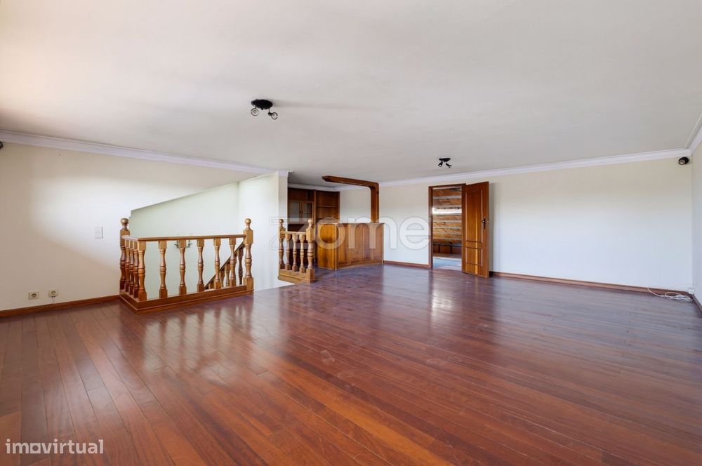 Moradia T4 / T5 com Garagem | Quinta das Rosas, Vilar do Paraíso