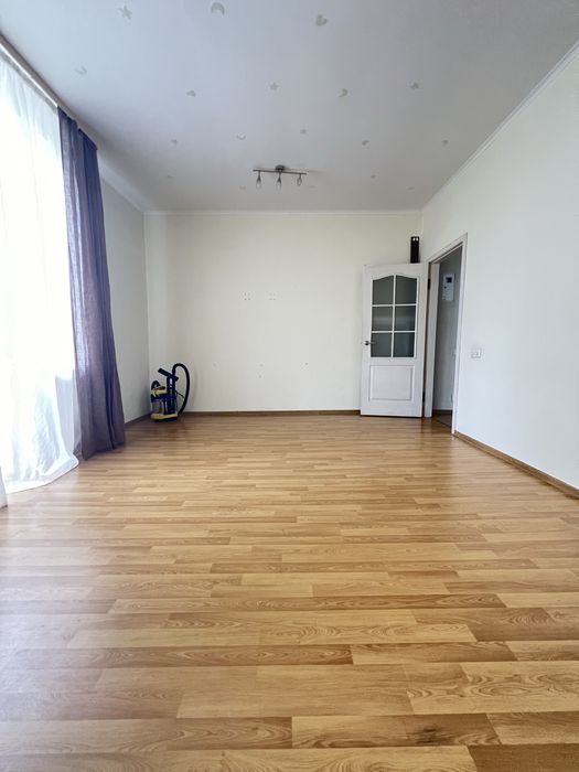 Продам 1к.кв метро ХТЗ