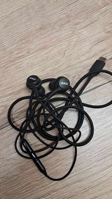 Bluetooth наушники Anker Soundcore Life Q20 і samsung