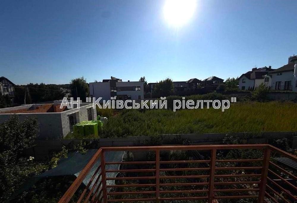 Без% Продається Таунхаус, с. Ходосівка, вул. Кобзаря, 18-Е.