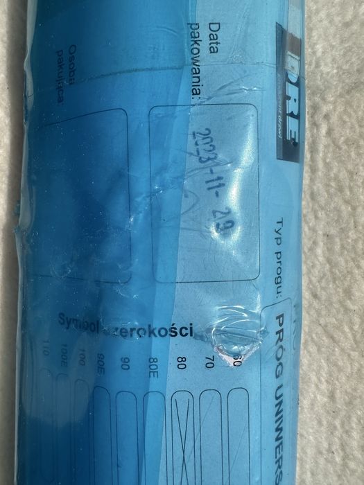 Próg uniwersalny DRE 80 cm – listwa progowa