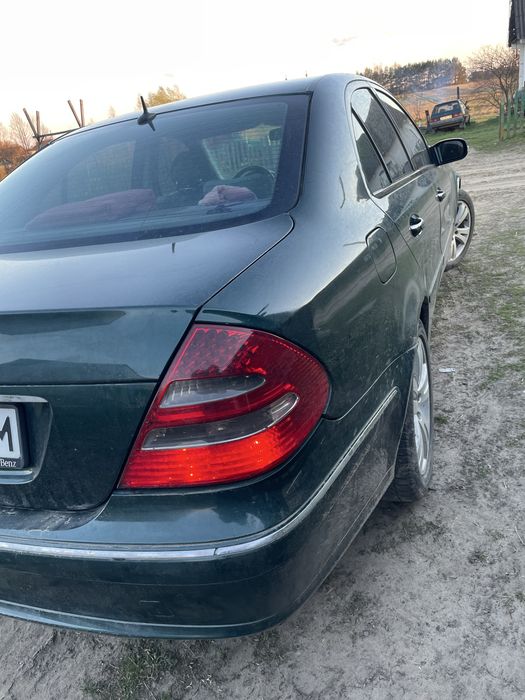 Продам Мерседес w211 E220 Mercedes E clas