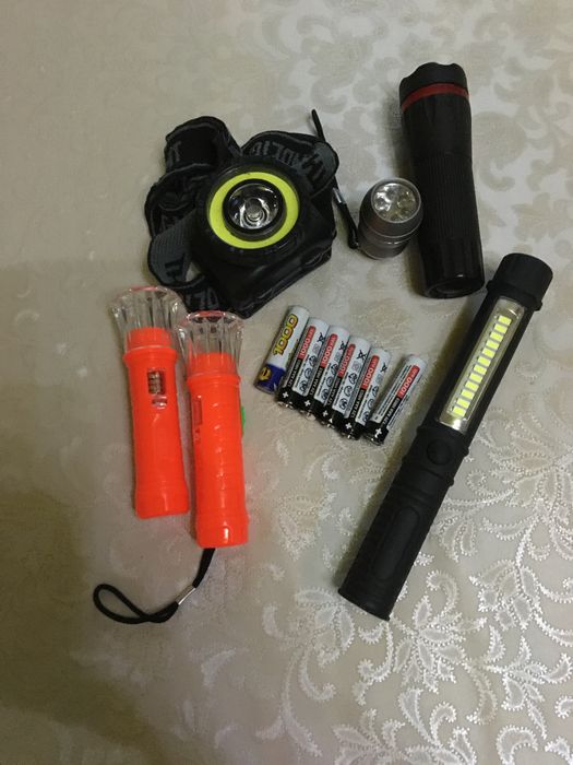 Ліхтарики з акумуляторами  за все 250грн