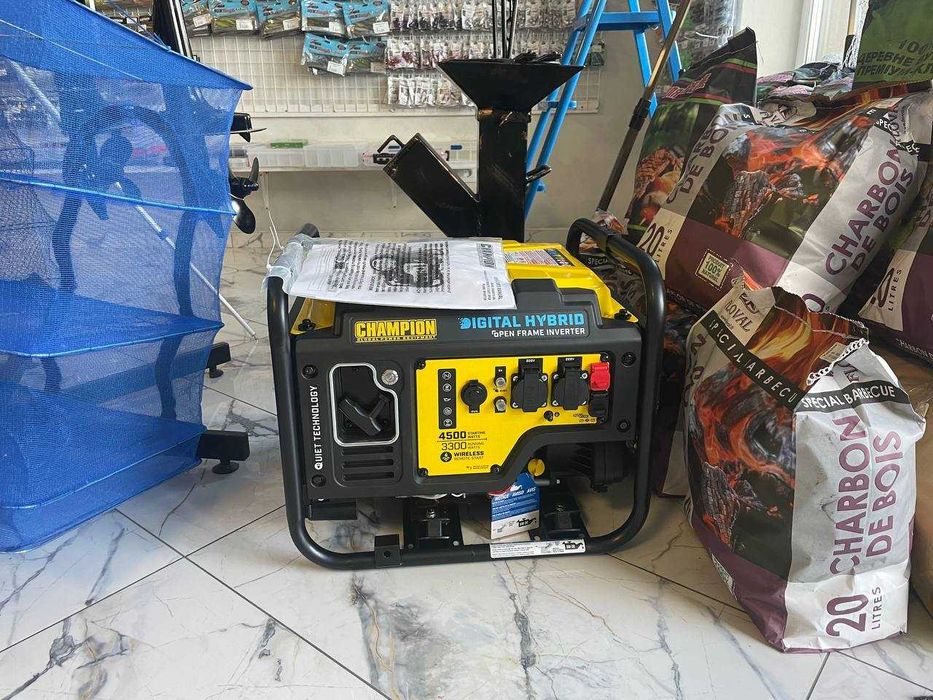 Інверторний генератор Champion C4500i (500302-UA)