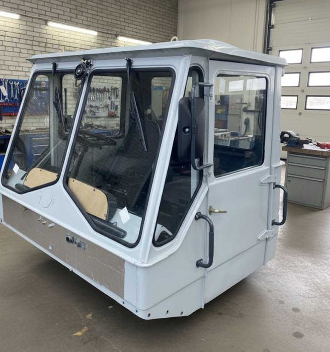 Кабіна трактора Т-150 Т-156 Т-158 ХТЗ-17221 ремонт продаж