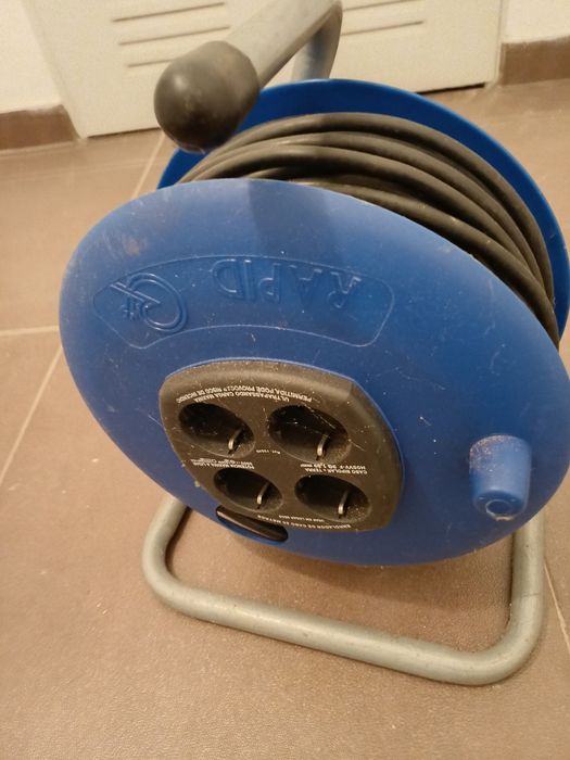 extensão elétrica de 50m com enrolador