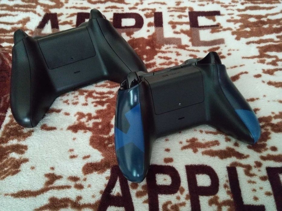 Геймпады Microsoft Xbox One (Комплект Пара)