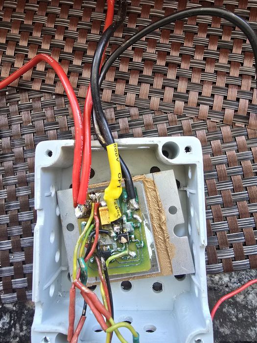 Двигун і регулятор від карпового кораблика Хакер Харківський.