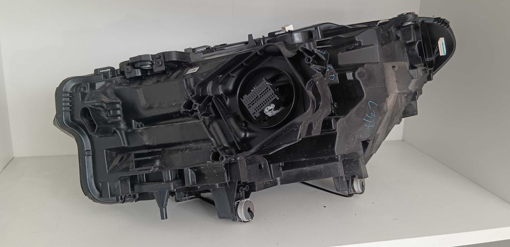 Farol BMW X3/X4 2021-2024 Full LED direito