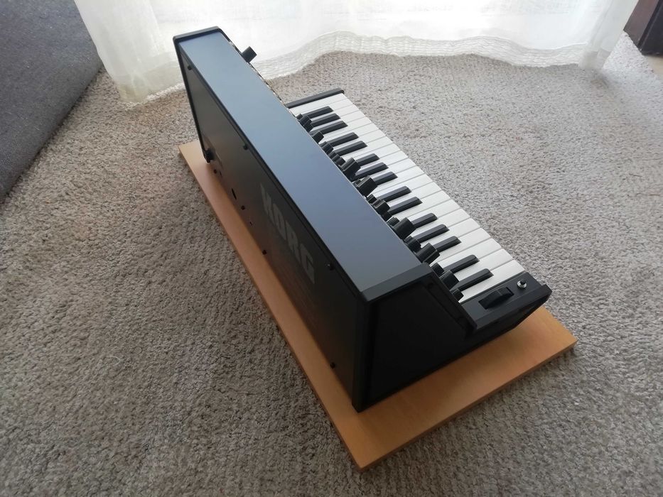 Sintetizador Korg MS-20 Mini + Decksaver (Novos)