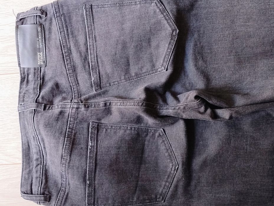 Spodnie jeansy czarne Diverse,.rozm.36