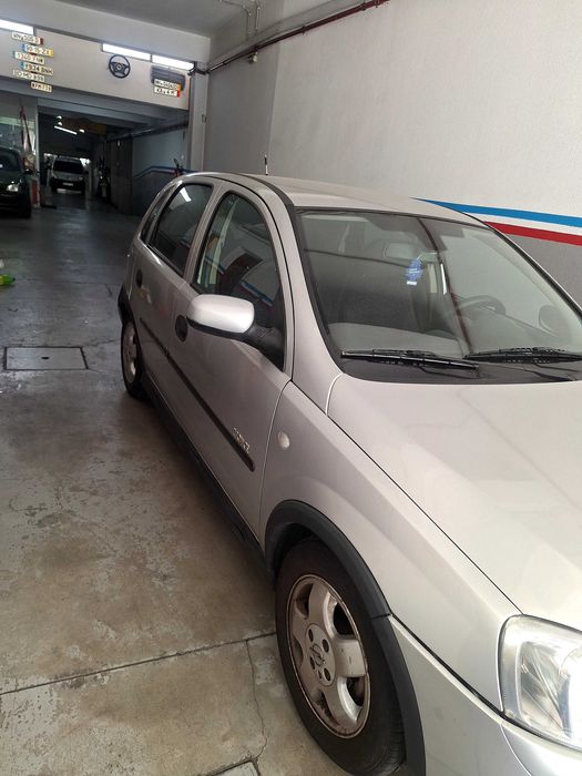 Opel corsa 1.2 16v