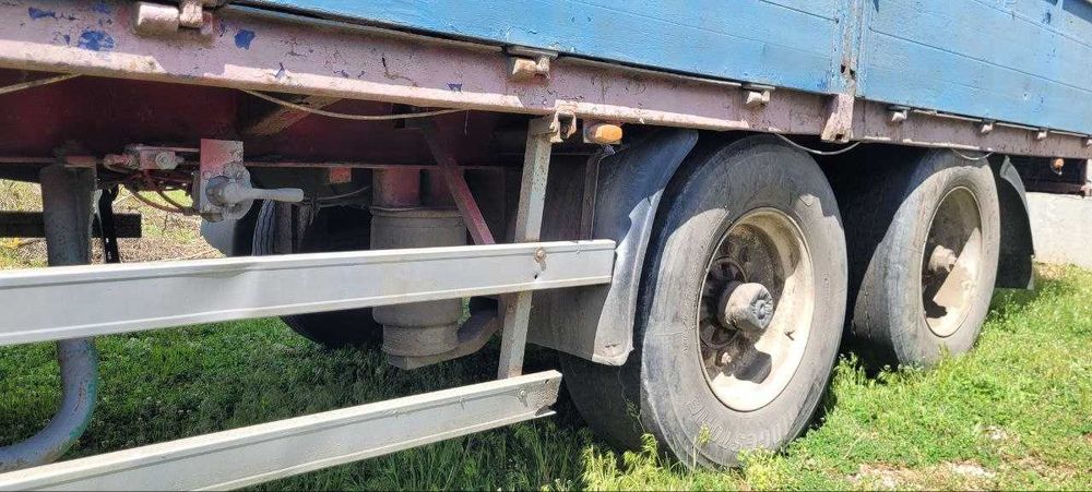 Причіп KRONE ADP24 у кількості 2 шт.
