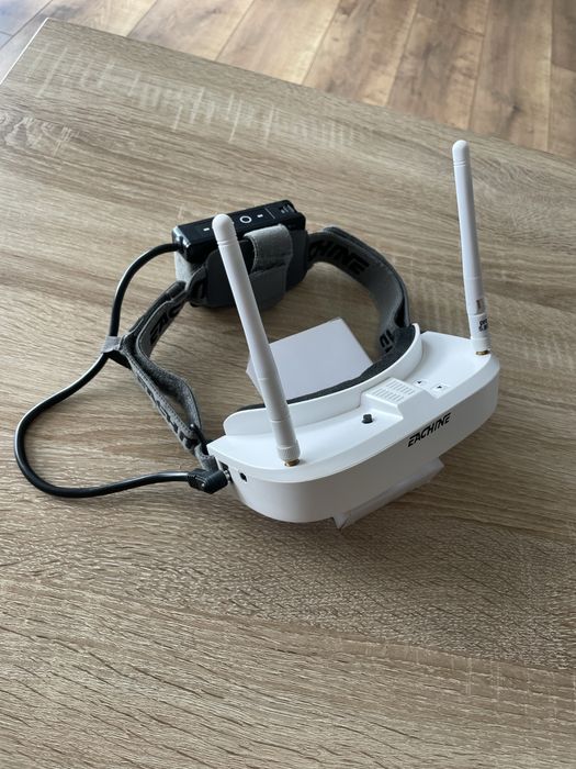 Gogle FPV Eachine EV100