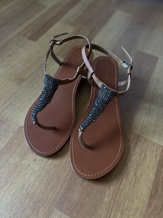Продам шкіряні сандалі-вʼєтнамки фірми Next 41 розмір 26 см устілка
