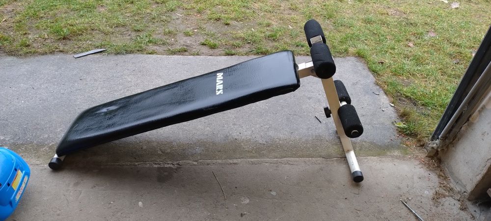 Ławka do brzuszków