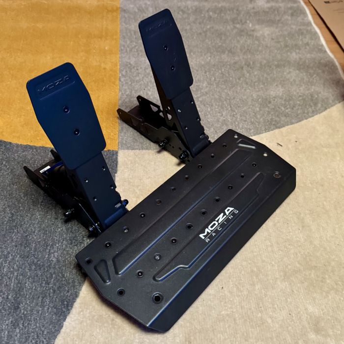 Pedais MOZA SRP Lite com Brake Boost em excelente estado