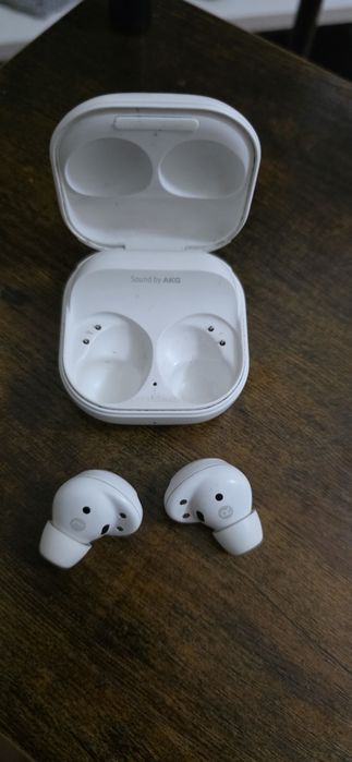 Auriculares samsung Airbus 2 pro