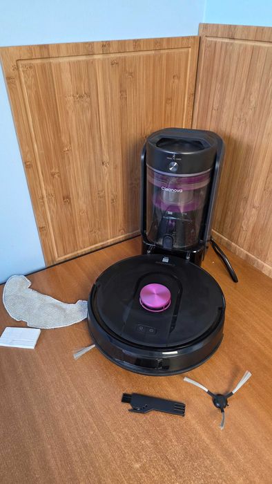 Vexilar W15 - Robot odkurzający