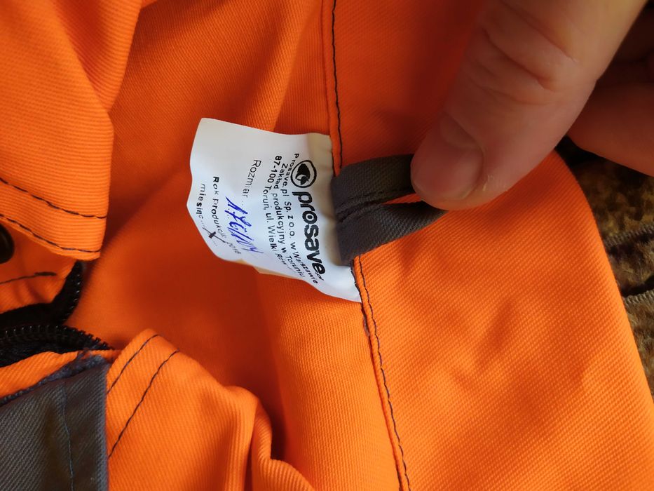 Nowa, nie używa bluza robocza firmy Prosave. Rozmiar 176/104-XL/XXL