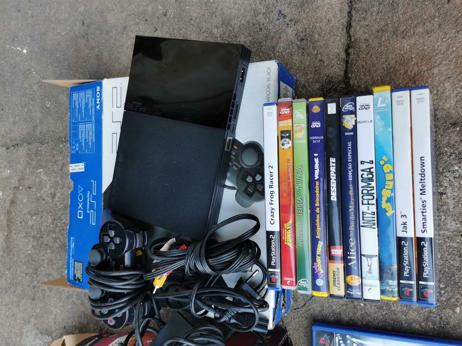 Playstation 2 + Singstar + Buzz + Jogos