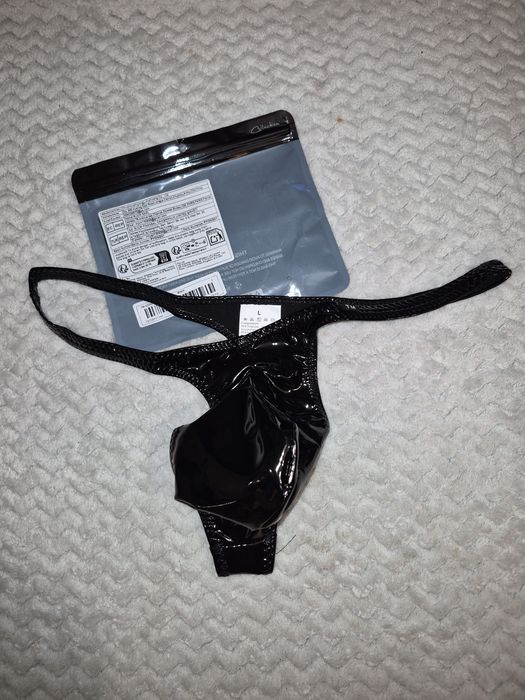 Super wygodne seksi stringi z kieszonką