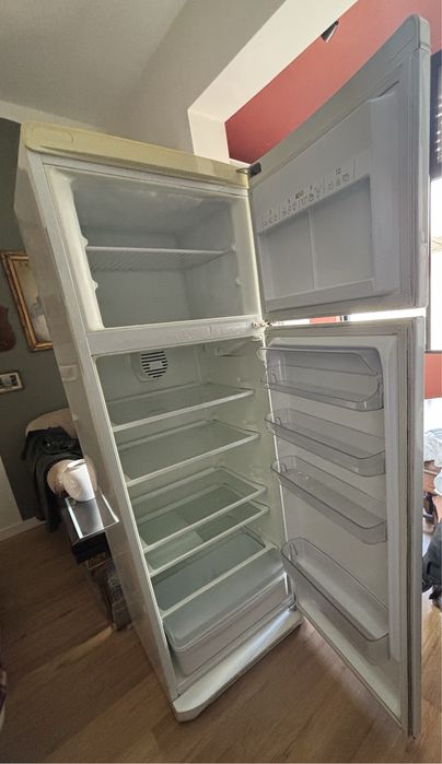Frigorífico/Congelador Ariston