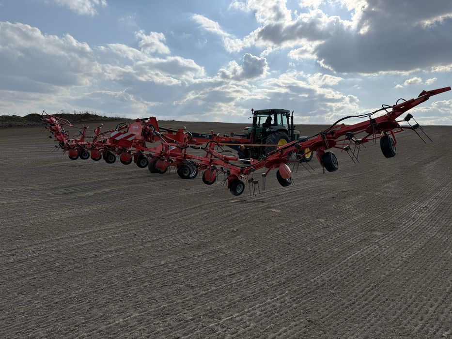 Przetrząsarka Kuhn GF 17002 GII DIGIDRIVE 17 metrów claas. krone