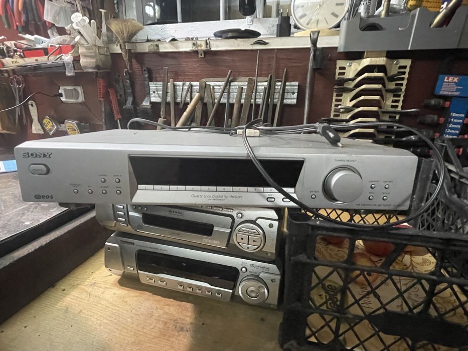 sony st-se370 продам