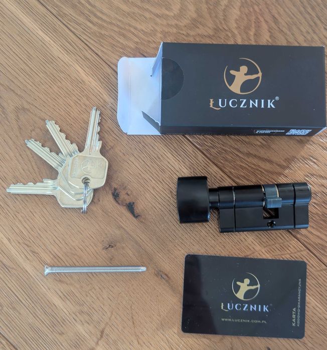 Łucznik czarna wkładka E8 z gałką klasa C 26/35G 25/35G - 4 klucze NOWA