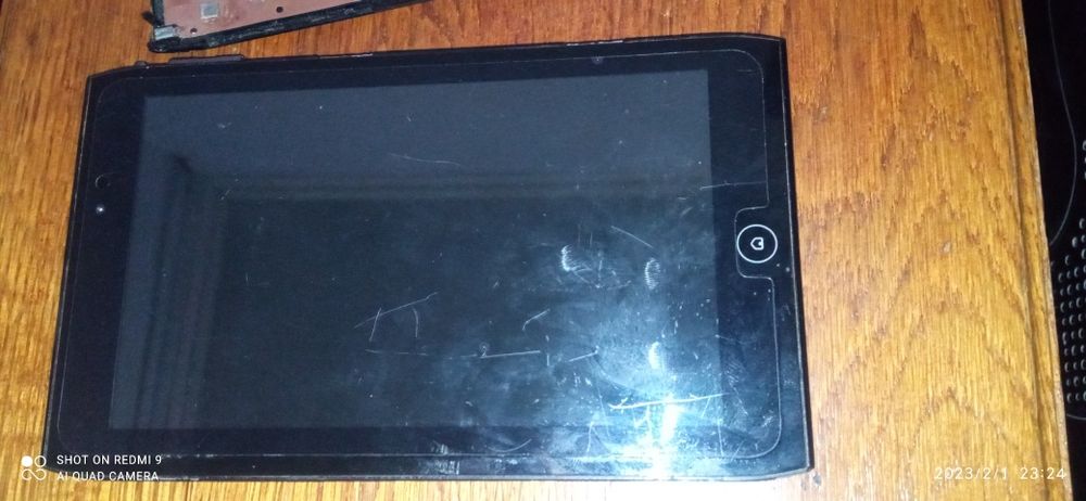 Планшет Acer Iconia Tab A100