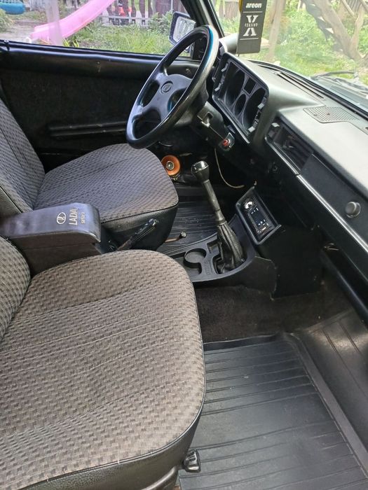 Автомобіль Ваз 2105