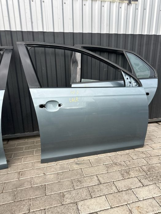 Двері VW Jetta 5 LF6A дверка передня задня Джета 5 седан дверь