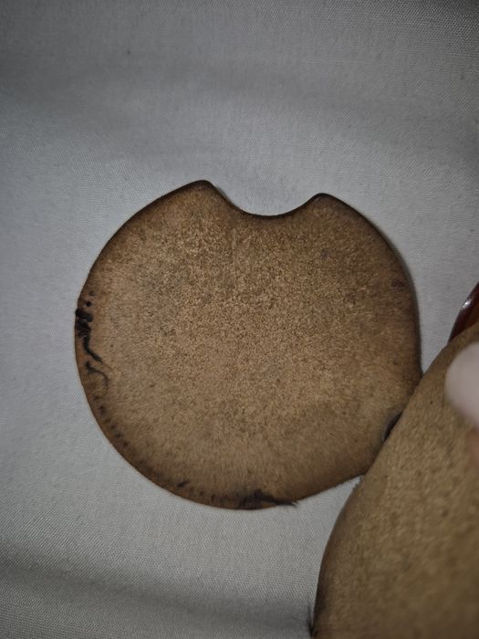 Elegante lupa de bolso antiga, dobrável, com capa protetora em pele legítima (cabedal)