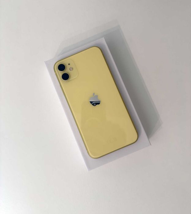 Apple iPhone 11・128GB・Amarelo (Factura e Garantia)