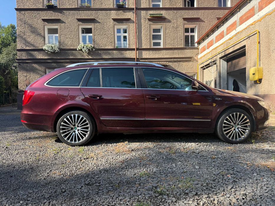 Skoda Superb Laurin & Klement Webasto