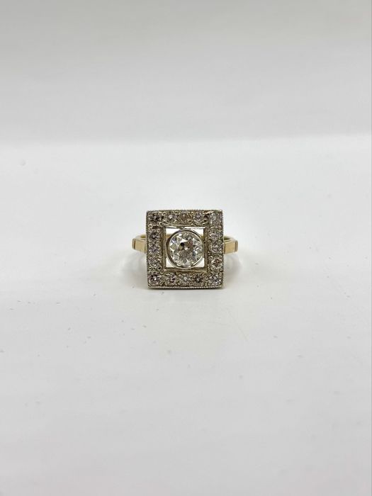 Pierścionek z brylantem 0,75ct Art Deco